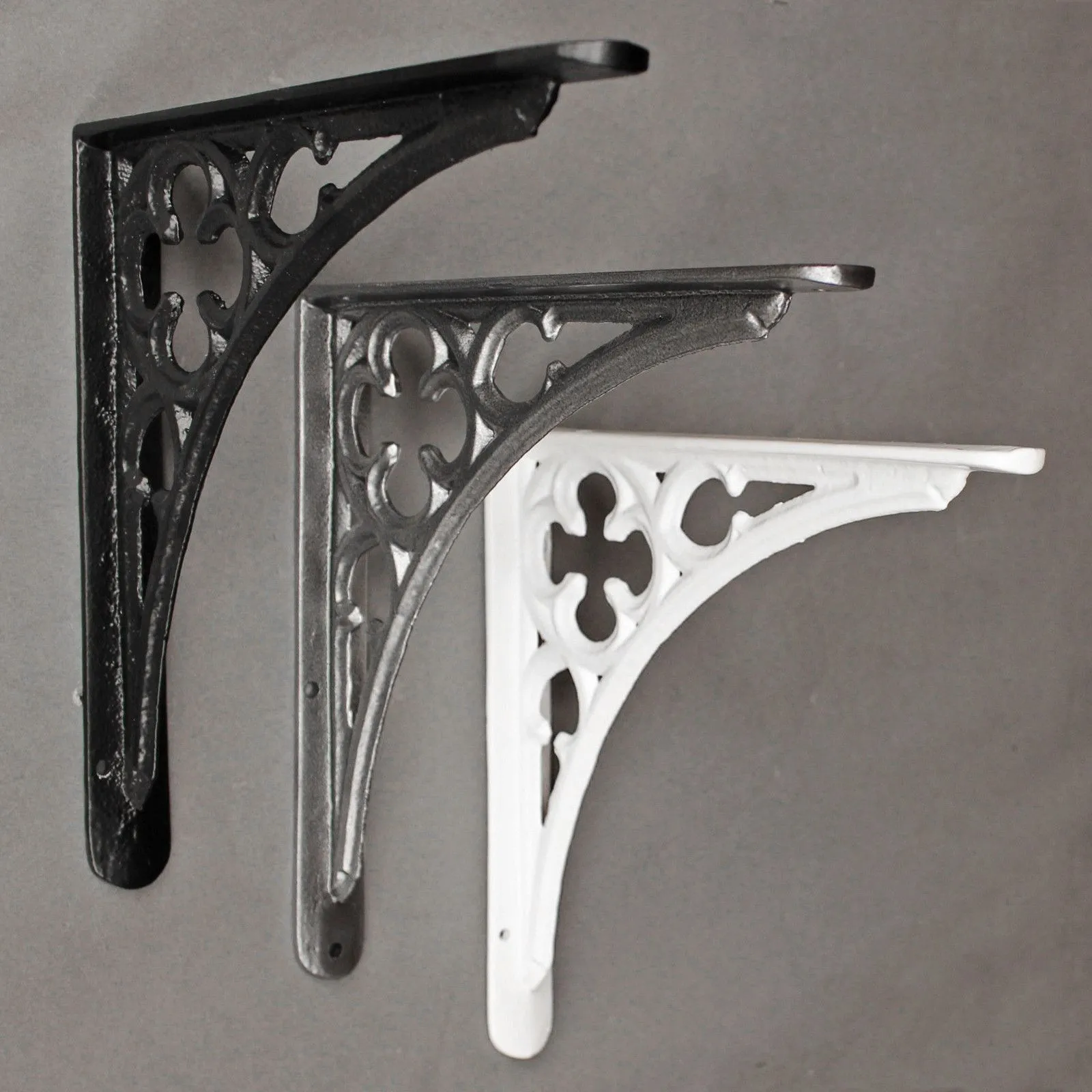 9.5 x 9.5 Inch Gothic Cast Iron Shelf Bracket