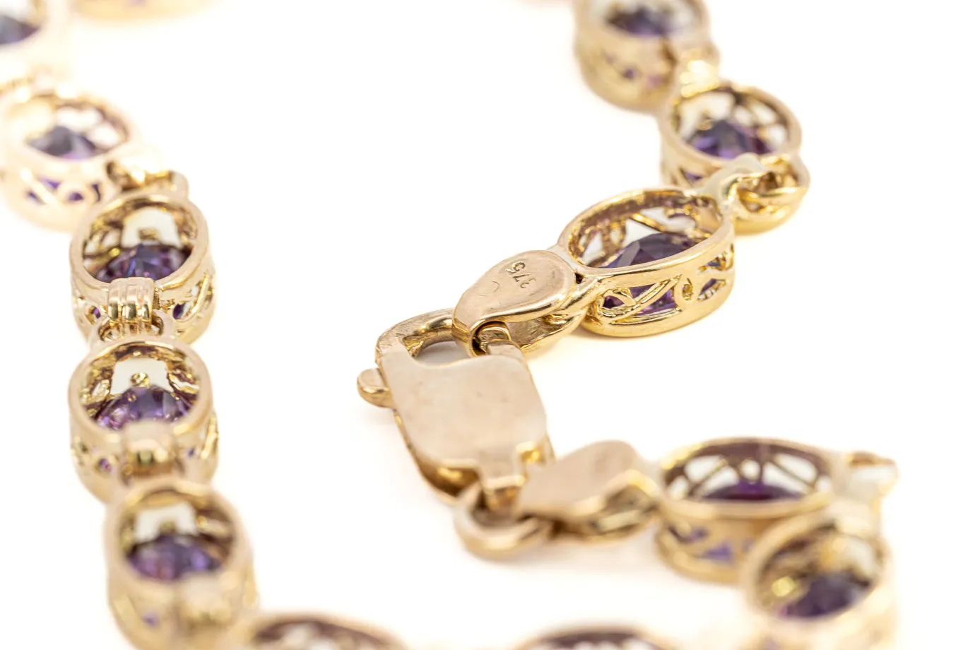 9ct Yellow Gold Amethyst Bracelet