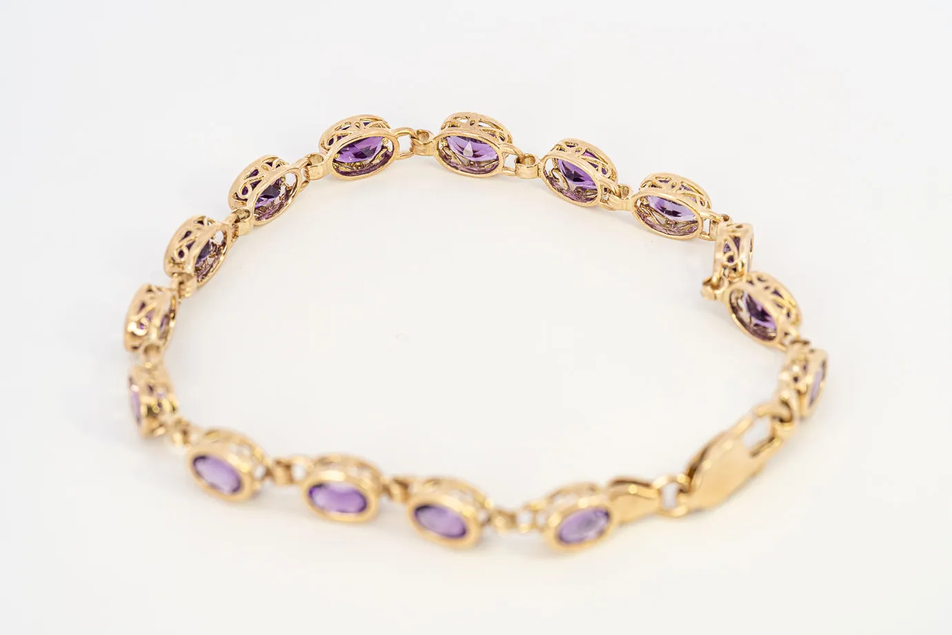 9ct Yellow Gold Amethyst Bracelet