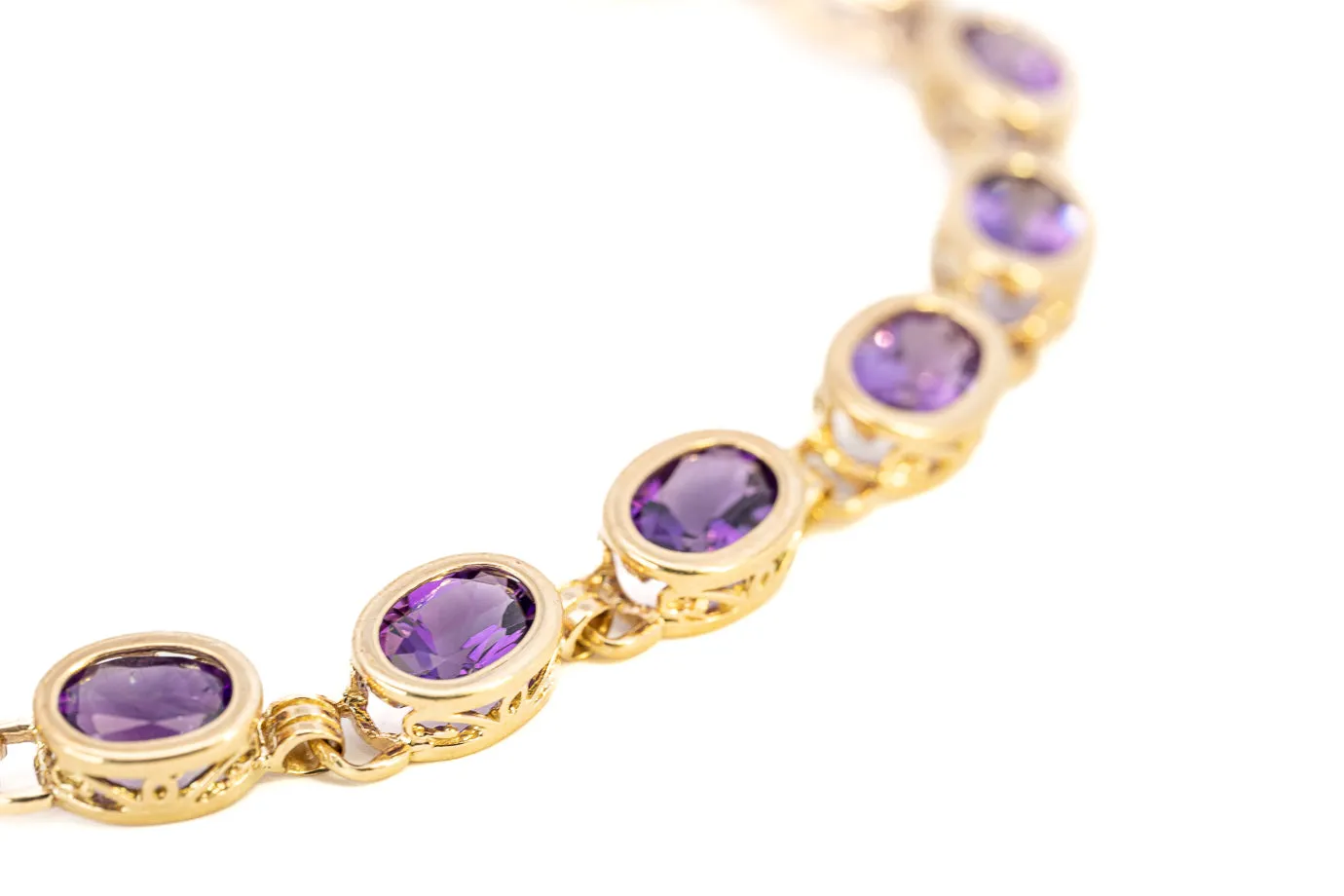 9ct Yellow Gold Amethyst Bracelet