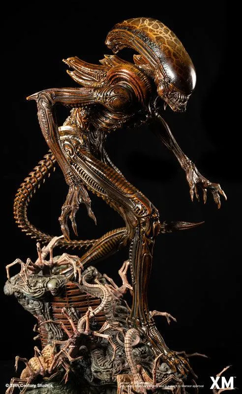 Alien Hive Warrior 1/3 Scale Premium Statue