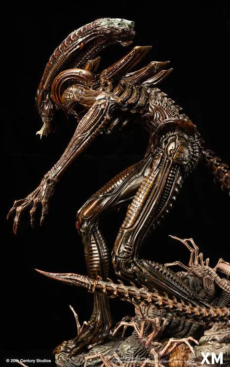 Alien Hive Warrior 1/3 Scale Premium Statue