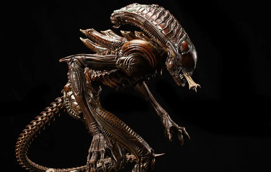 Alien Hive Warrior 1/3 Scale Premium Statue