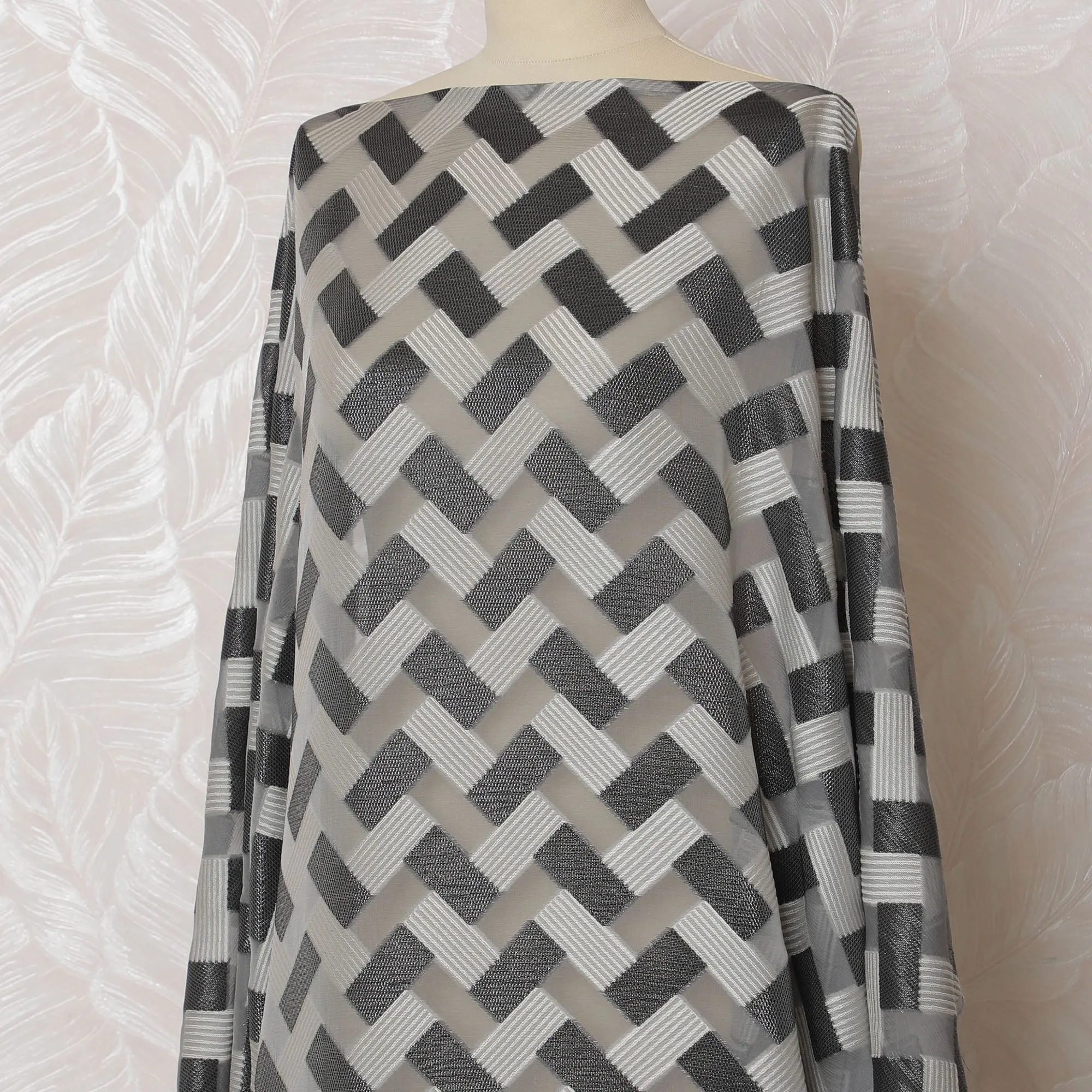 Chic Grey and Black Geometric Pattern Pure French Silk (Fransawi Dirac) Chiffon Fabric – 140 cm Wide X 3.5 Mtrs-D19814