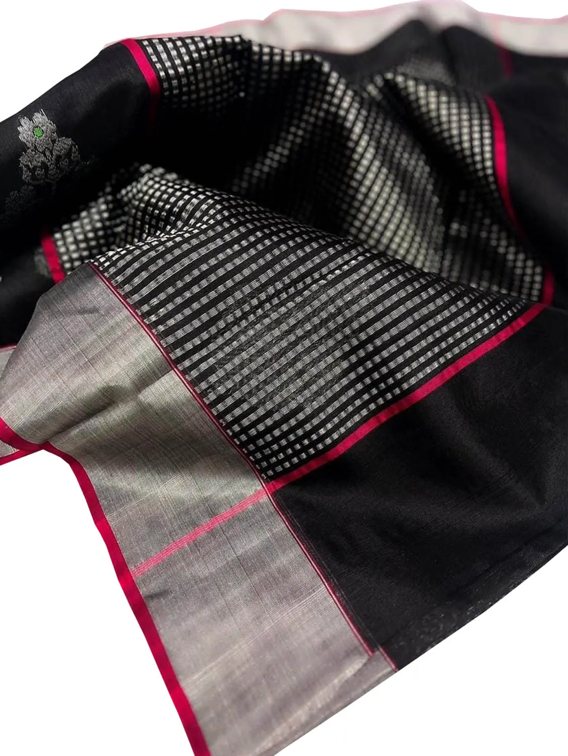 Exquisite Black Chanderi Pure Silk Saree - Handloom Beauty