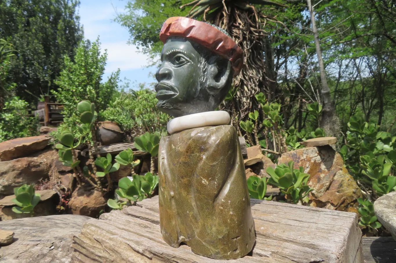 Hand Made Traditional African Bust Sculpture x 1 From Zimbabwe