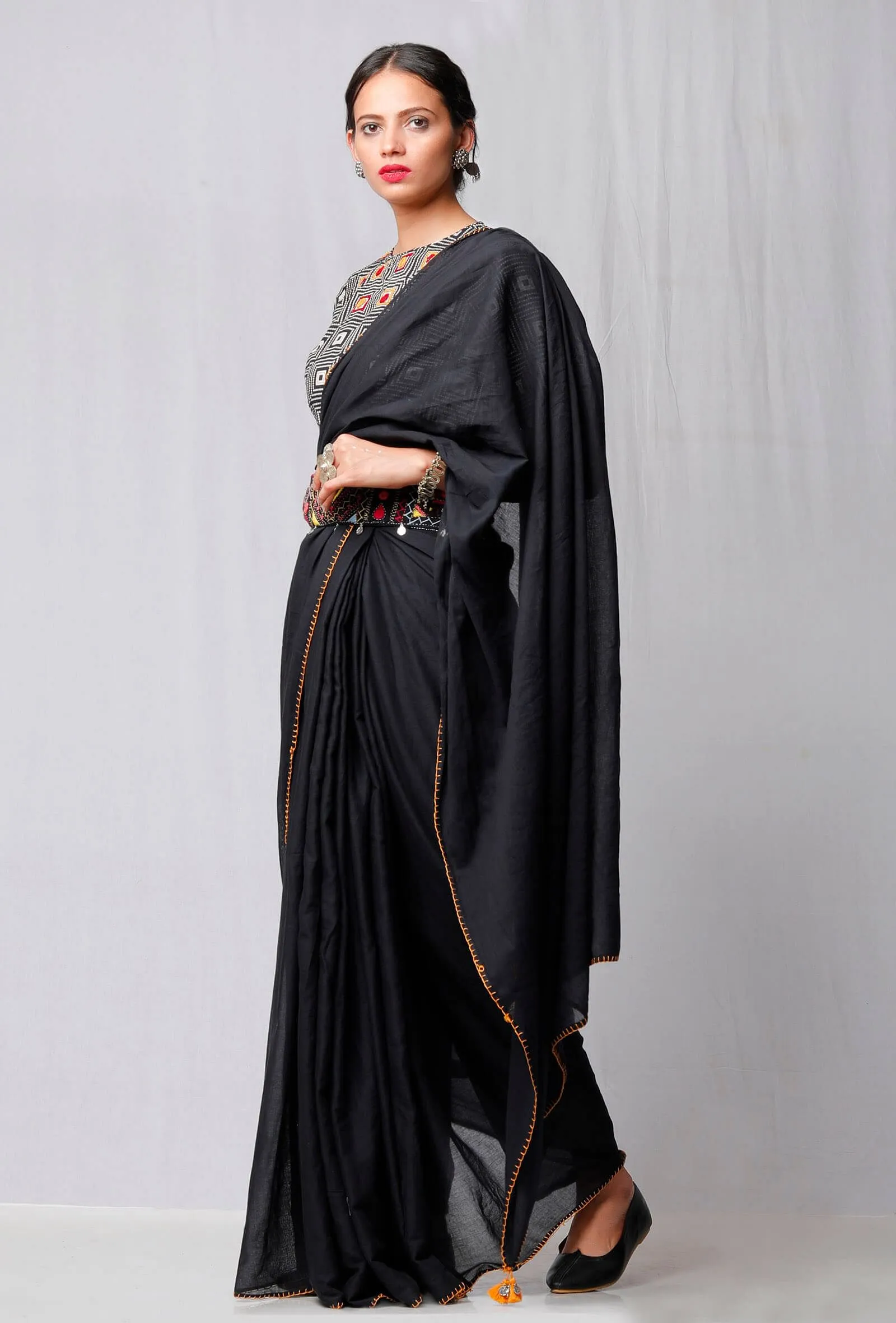 Set of 3: Black Plain Saree And Black Handblock Blouse and Handcrafted Kutch Work Belt